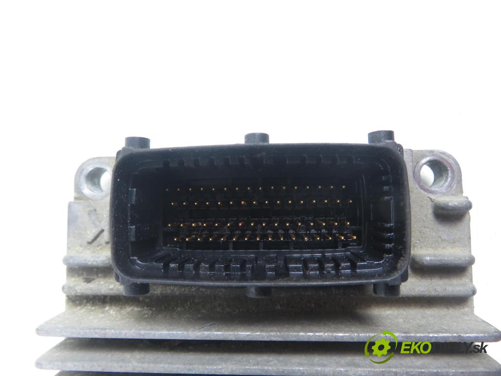 OPEL CORSA C (X01) HB 2006 55,00 1.7 DTI - Y 17 DT 1686,00 Riadiaca jednotka Motor 8972272258 ; 09389429