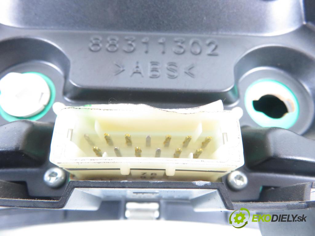 OPEL CORSA C (X01) HB 2006 55,00 1.7 DTI - Y 17 DT 1686,00 Prístrojovka elektrický 09166808FB