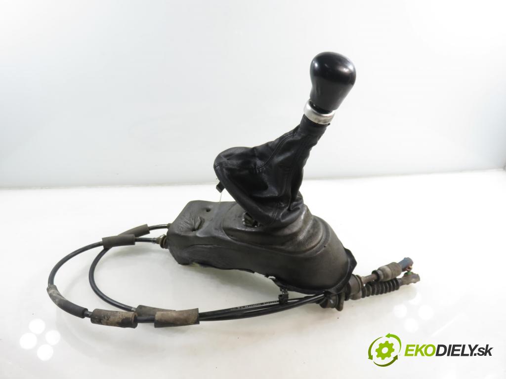 ALFA ROMEO 147 (937_) HB 2002 77,00 1.6 16V T.SPARK ECO (937.AXA1A, 937.BXA1A) - AR 37 1598,00 ZVEDÁK: 7353088510