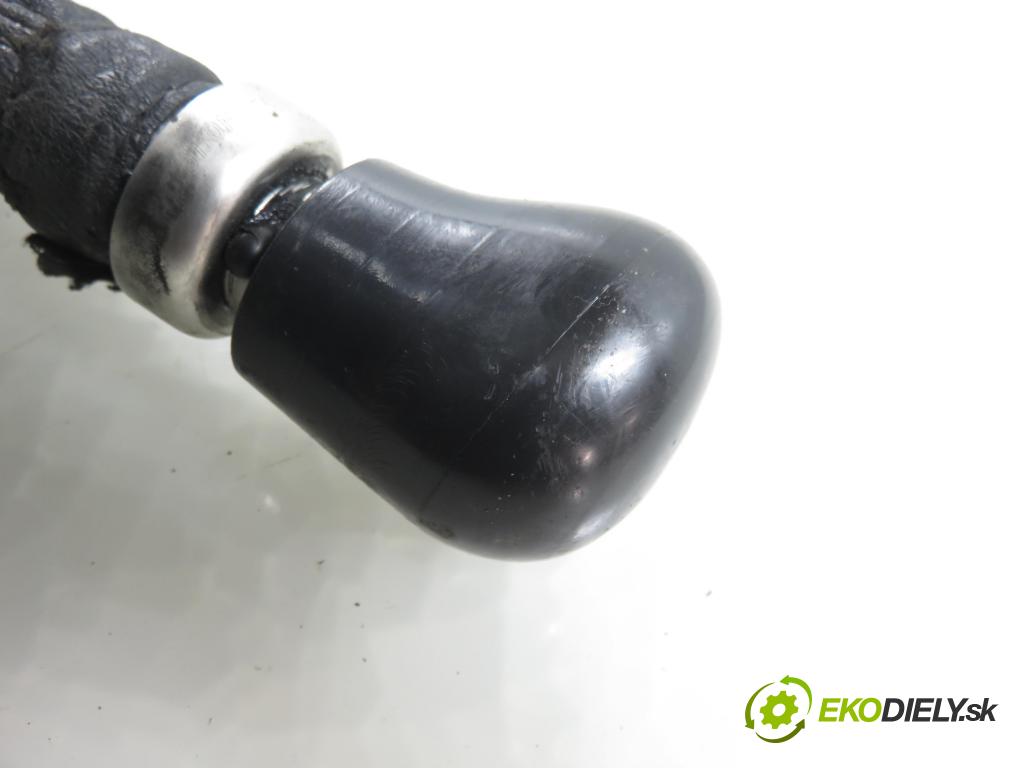 ALFA ROMEO 147 (937_) HB 2002 77,00 1.6 16V T.SPARK ECO (937.AXA1A, 937.BXA1A) - AR 37 1598,00 ZVEDÁK: 7353088510