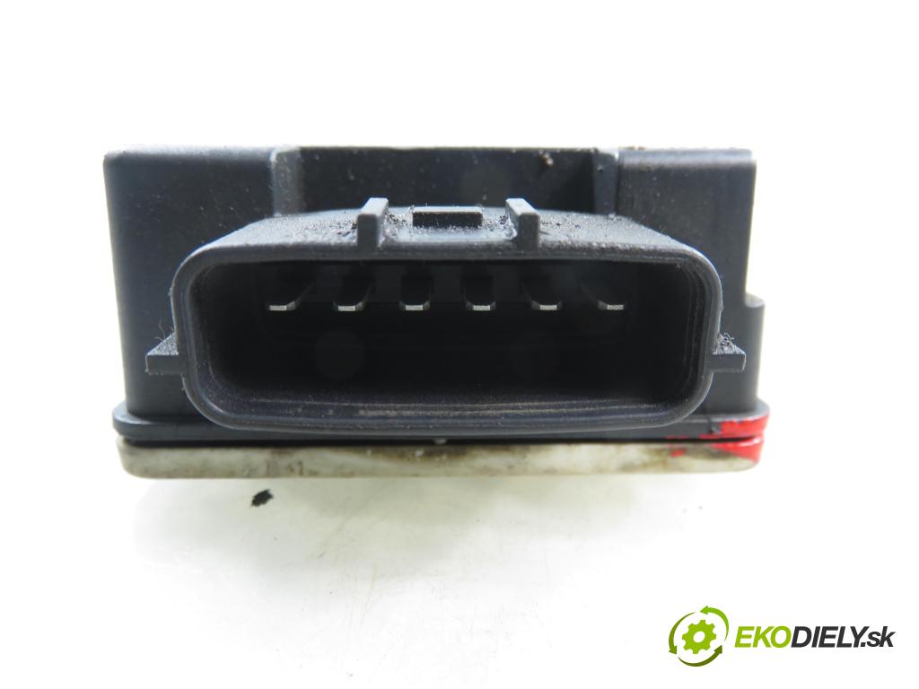 RENAULT MASTER III Platforma / podwozie (EV, HV, UV) KABINA/PLATFORMA 2015 0,00 2.3 dCi 165 FWD - M9T 700 2298,00 Riadiaca jednotka pumpy 0580001015 ; 169108548R