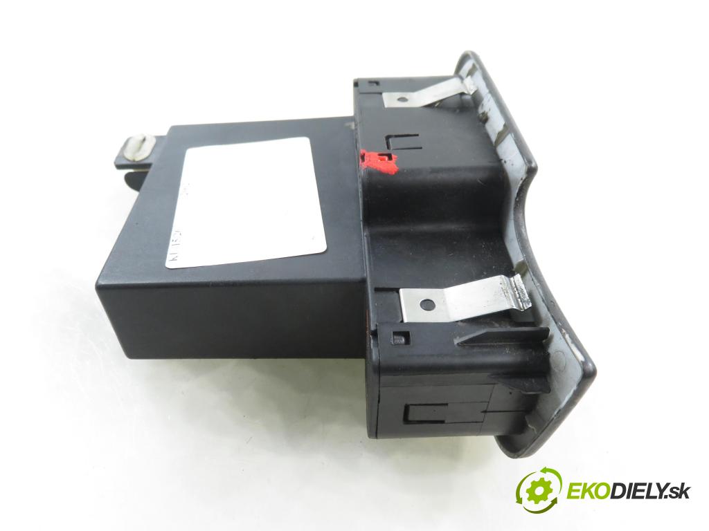 ALFA ROMEO 147 (937_) HB 2002 77,00 1.6 16V T.SPARK ECO 105 - AR 37203 1598,00 Panel ovládania okien 735263176 ; 60352600
