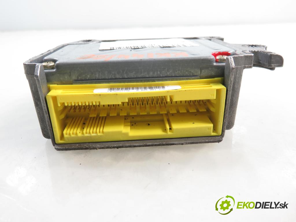 AUDI A4 (8D2, B5) SEDAN 2000 85,00 1.9 TDI - AJM 1896,00 MODUL air BAG 8D0959655J ; 0285001276