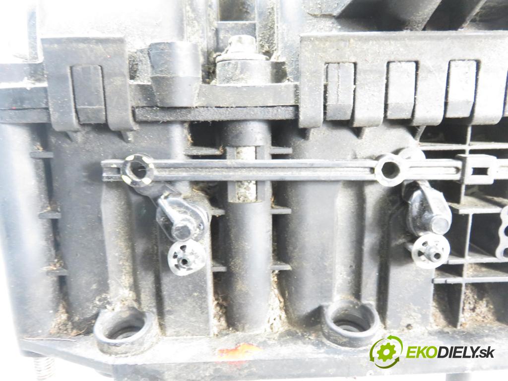 OPEL ASTRA G liftback (T98) HB 2006 66,00 1.4 - Z 14 XEP 1364,00 Potrubie 0280600073