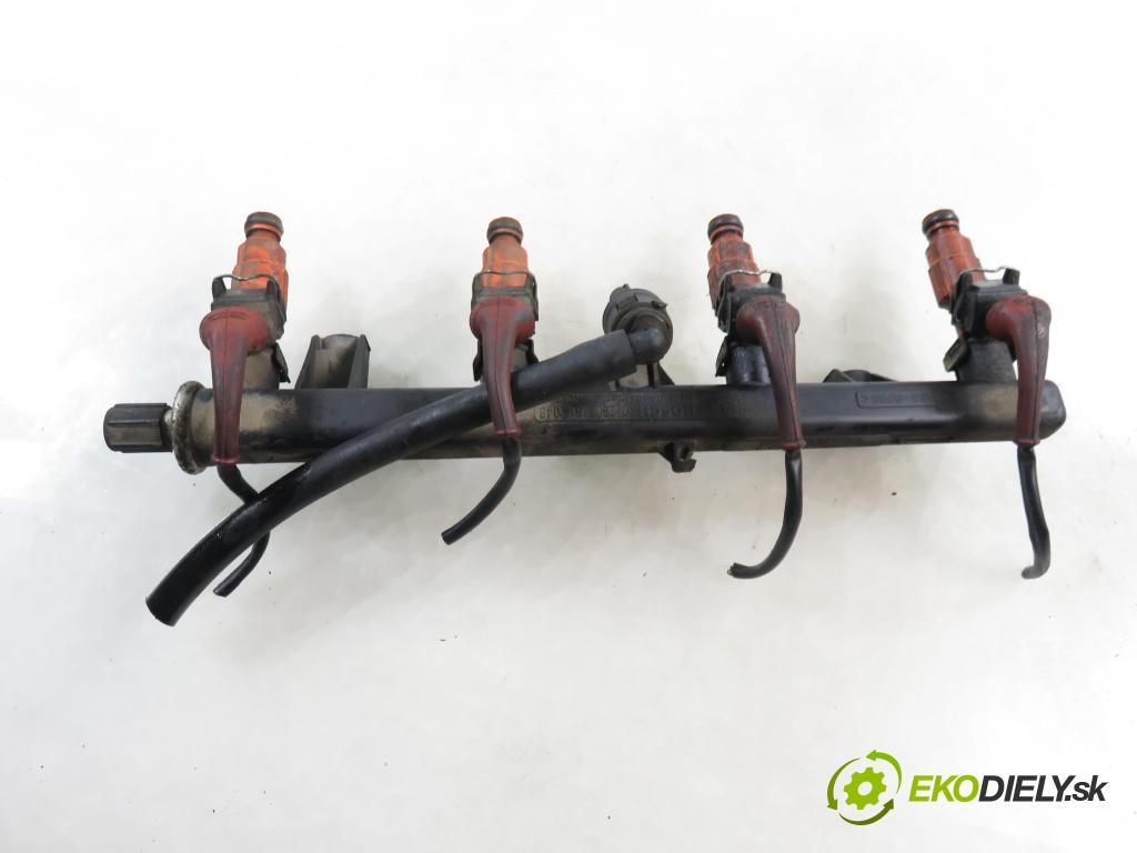 ALFA ROMEO 147 (937_) HB 2002 77,00 1.6 16V T.SPARK ECO 105 - AR 37203 1598,00 Lišta vstrekovacia 0280155769 (Vstrekovacia lišta)