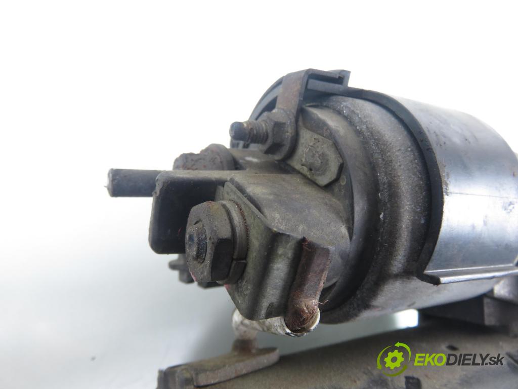 RENAULT LAGUNA II Grandtour (KG0/1_) KOMBI 2006 125,00 2.0 16V - F4R 784 1998,00 Štartér 8200466754 ; 0001106023 (Štartér)