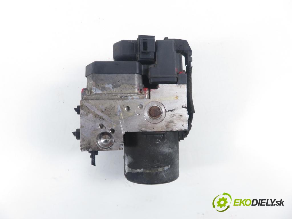 VW PASSAT B5 Variant (3B5) KOMBI 2000 85,00 1.9 TDI - AJM 1896,00 Pumpa ABS 0273004358 ; 0265220525 ; 8E0614111AH (Pumpa ABS)