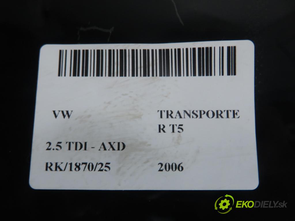 VW TRANSPORTER V Skrzynia (7HA, 7HH, 7EA, 7EH) FURGON 2006 96,00 2.5 TDI - AXD 2461,00 Okno ľavy bočné MEDIAN: