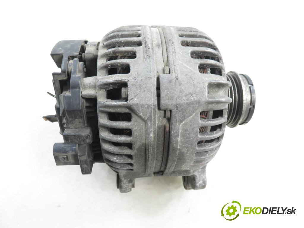 AUDI A4 (8D2, B5) SEDAN 2000 85,00 1.9 TDI - AJM 1896,00 Alternátor 028903029B (Alternátor)