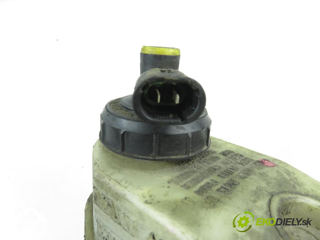 RENAULT SCENIC I (JA0/1_) MINIVAN 2003 75,00 1.9 dCi 102 - F9Q 732 1870,00 Posilovač 7700428596 (Servočerpadlo)