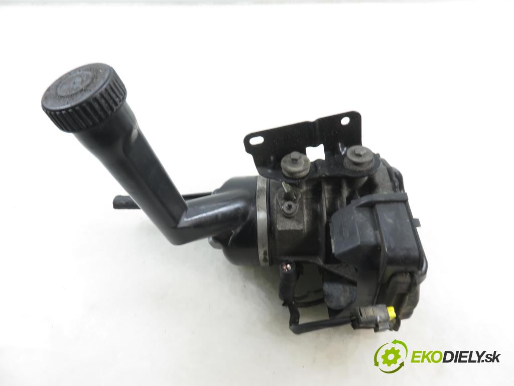 CITROEN C4 Picasso I (UD_) MINIVAN 2008 80,00 1.6 HDi 16V 109 - 9HZ 1560,00 Pumpa servočerpadlo 9684252580