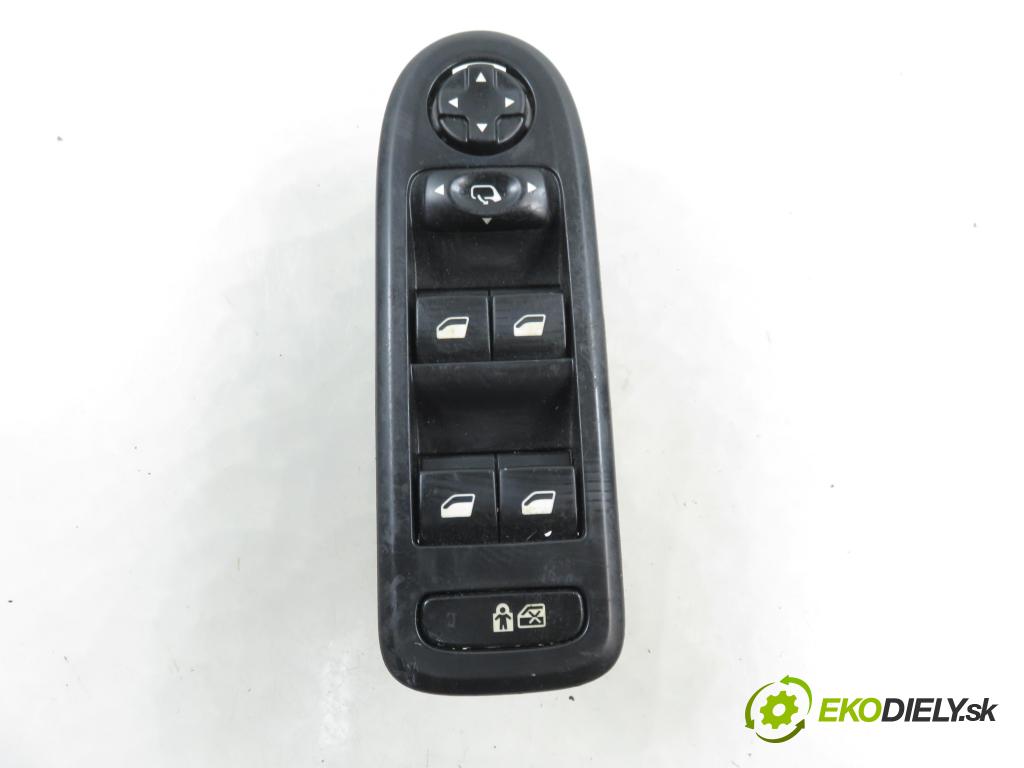 CITROEN C5 III (RD_) SEDAN 2010 80,00 1.6 HDi 110 - 9HZ (DV6TED4) 1560,00 Panel ovládania okien 96660257XT