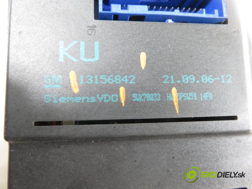 OPEL MERIVA A nadwozie wielkoprzestrzenne (MPV) (X03) HB 2006 92,00 1.8 - Z 18 XE 1796,00 ZOBRAZIT: 13156842