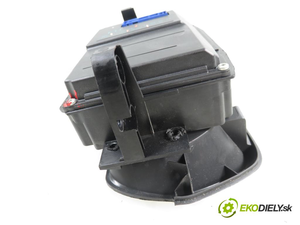 OPEL MERIVA A nadwozie wielkoprzestrzenne (MPV) (X03) HB 2006 92,00 1.8 - Z 18 XE 1796,00 ZOBRAZIT: 13156842