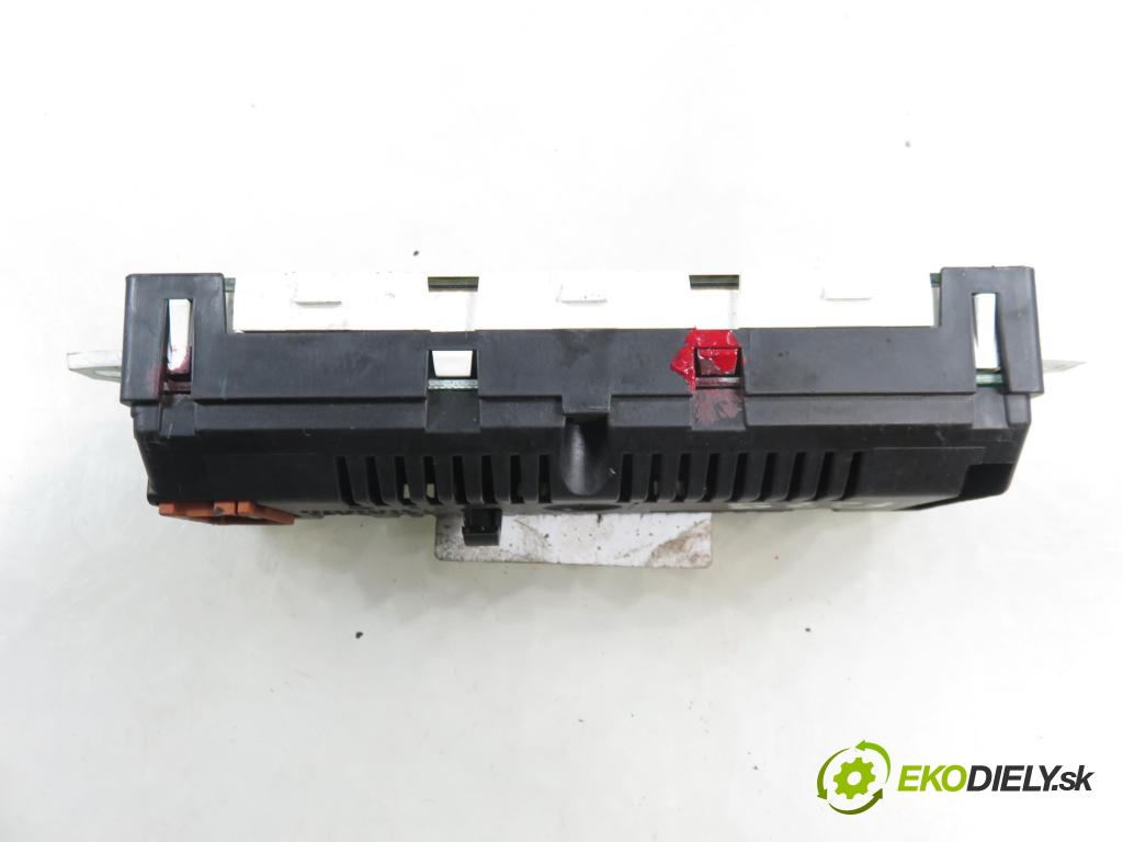 CITROEN C5 III (RD_) SEDAN 2010 80,00 1.6 HDi 110 - 9HZ (DV6TED4) 1560,00 ZOBRAZIT: