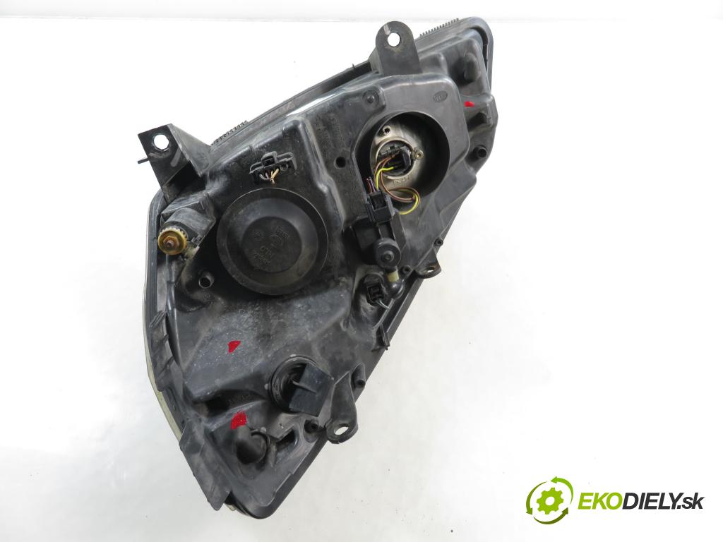 RENAULT SCENIC II (JM0/1_) MINIVAN 2004 63,00 1.5 dCi (JM1F) - K9K 724 1461,00 Svetlo PP
