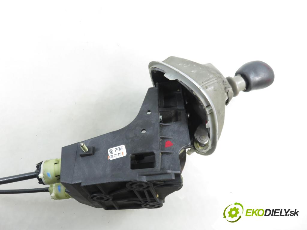 RENAULT SCENIC II (JM0/1_) MINIVAN 2004 63,00 1.5 dCi (JM1F) - K9K 724 1461,00 ZVEDÁK: 8200277973