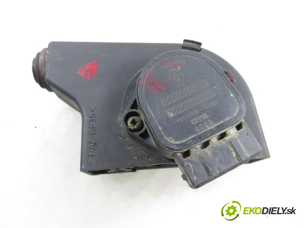 RENAULT SCENIC I (JA0/1_) MINIVAN 2003 75,00 1.9 dCi 102 - F9Q 732 1870,00 Potenciometer plynu 8200139460 (Potenciometer plynového pedálu)