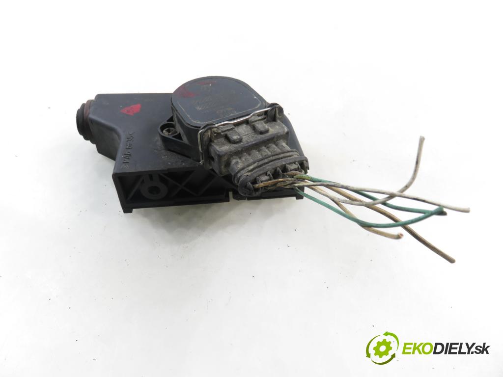 RENAULT SCENIC I (JA0/1_) MINIVAN 2003 75,00 1.9 dCi 102 - F9Q 732 1870,00 Potenciometer plynu 8200139460 (Potenciometer plynového pedálu)