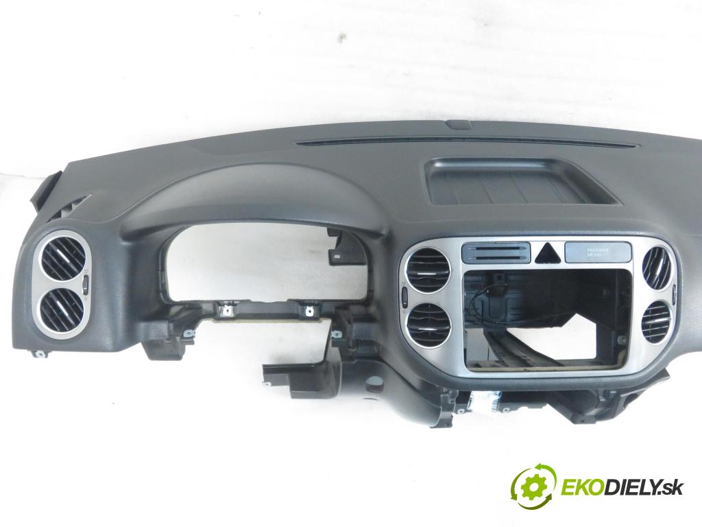 VW TIGUAN (5N_) SUV 2011 103,00 2.0 TDI 4motion - CFFB 1968,00 doska