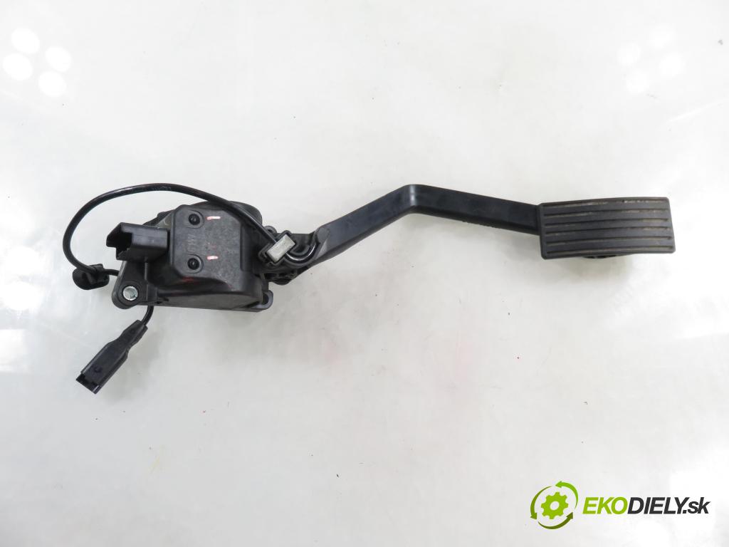 CITROEN C5 III (RD_) SEDAN 2010 80,00 1.6 HDi 110 - 9HZ (DV6TED4) 1560,00 Potenciometer plynu 0280755171 ; 9672091080 (Potenciometer plynového pedálu)