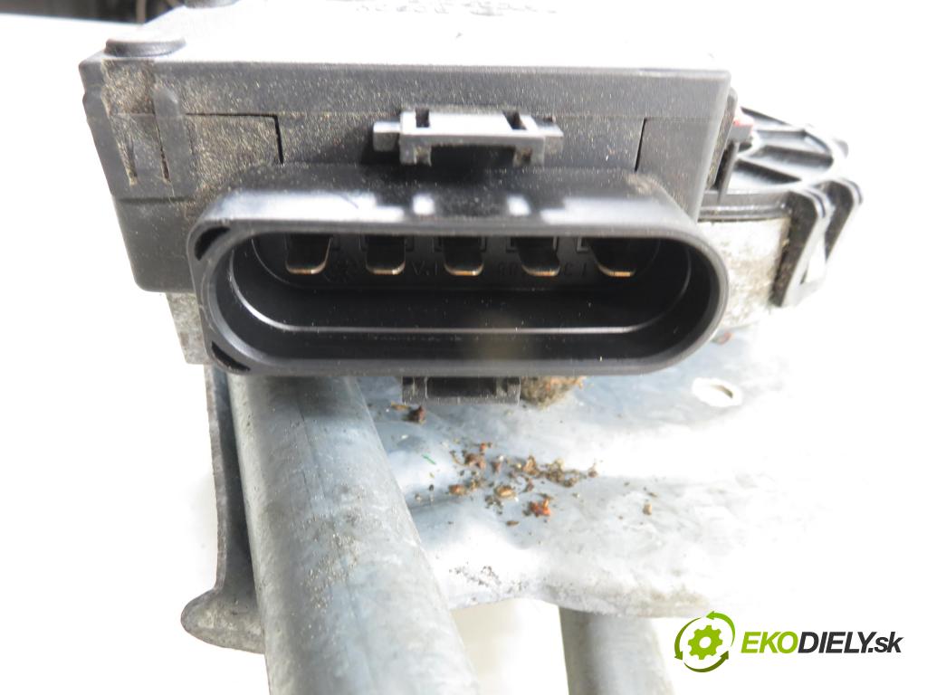 SEAT ALHAMBRA (7V8, 7V9) MINIVAN 2002 85,00 1.9 TDI PD 115 - AUY 1896,00 Motorček stieračov 0390241441 ; 7M1955113 ; 3398009476