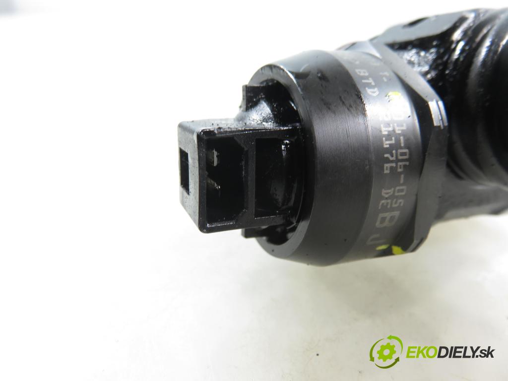 VW POLO (6N2) HB 2001 55,00 1.4 TDI - AMF 1422,00 Vstrekovač 045130073T ; 0414720035 (Vstrekovač paliva)