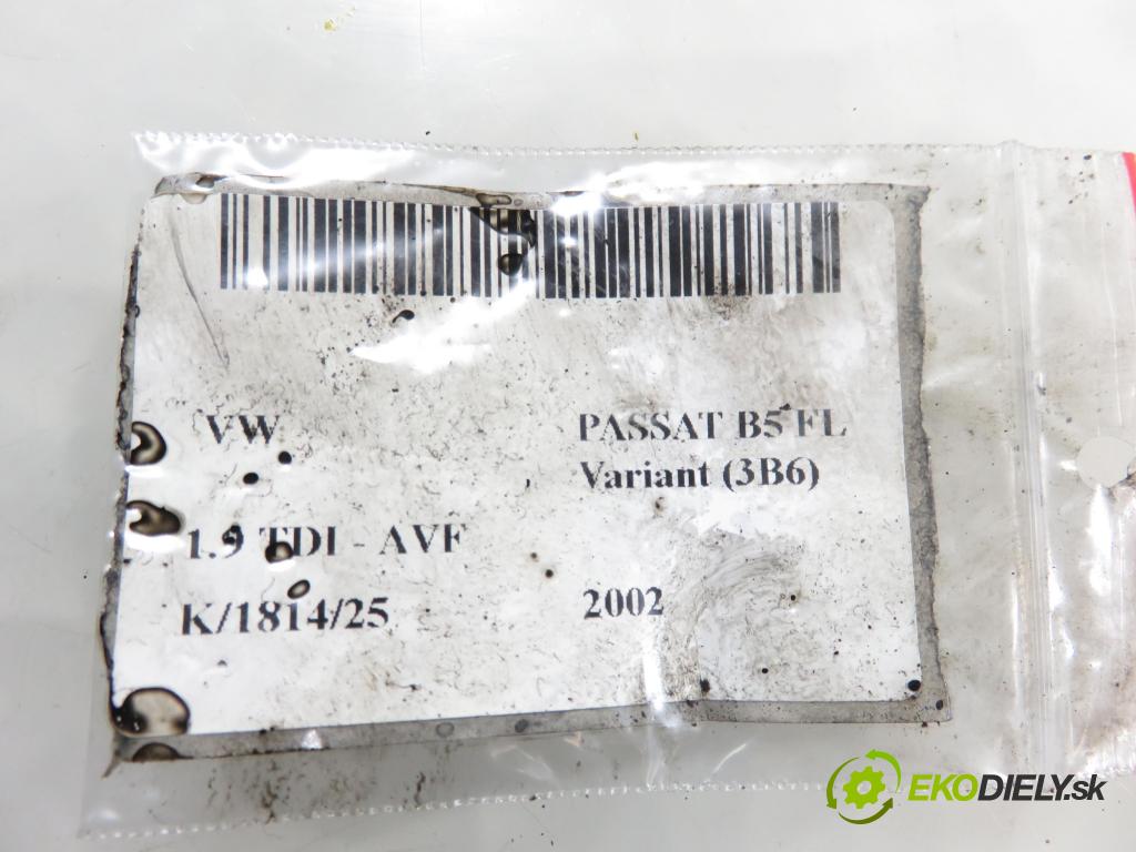 VW PASSAT B5.5 Variant (3B6) KOMBI 2002 96,00 1.9 TDI PD 130 - AVF 1896,00 Vstrekovač 038130073AR (Vstrekovač paliva)