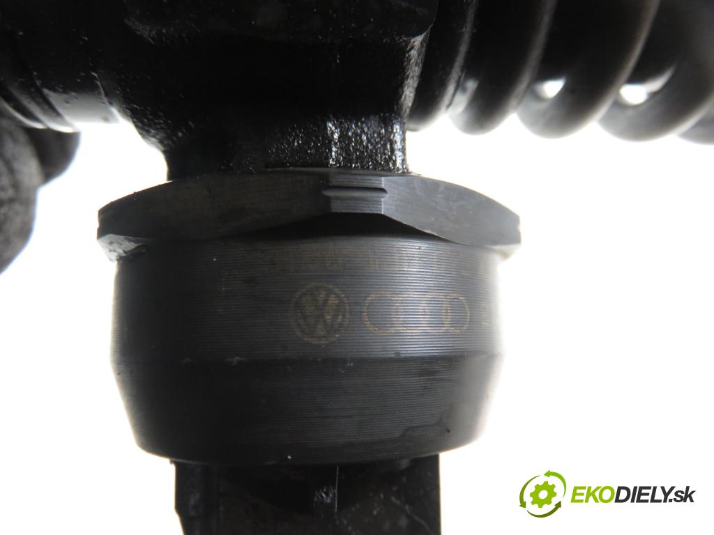 VW PASSAT B5.5 Variant (3B6) KOMBI 2002 96,00 1.9 TDI PD 130 - AVF 1896,00 Vstrekovač 038130073AR (Vstrekovač paliva)