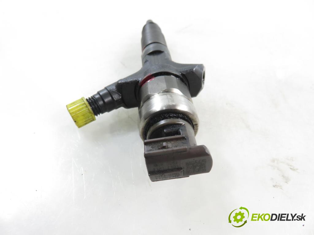 SUBARU FORESTER (SH_) SUV 2009 110,00 2.0 D AWD 1998,00 vstrekovač 16613AA030 (Vstrekovač paliva)