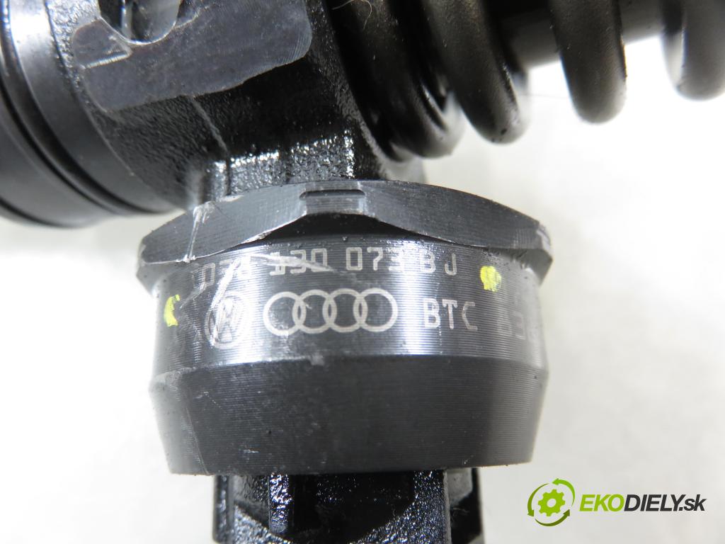 VW SHARAN (7M8, 7M9, 7M6) MINIVAN 2007 103,00 2.0 TDI - BRT 1968,00 Vstrekovač 038130073BJ ; 0414720229 (Vstrekovač paliva)