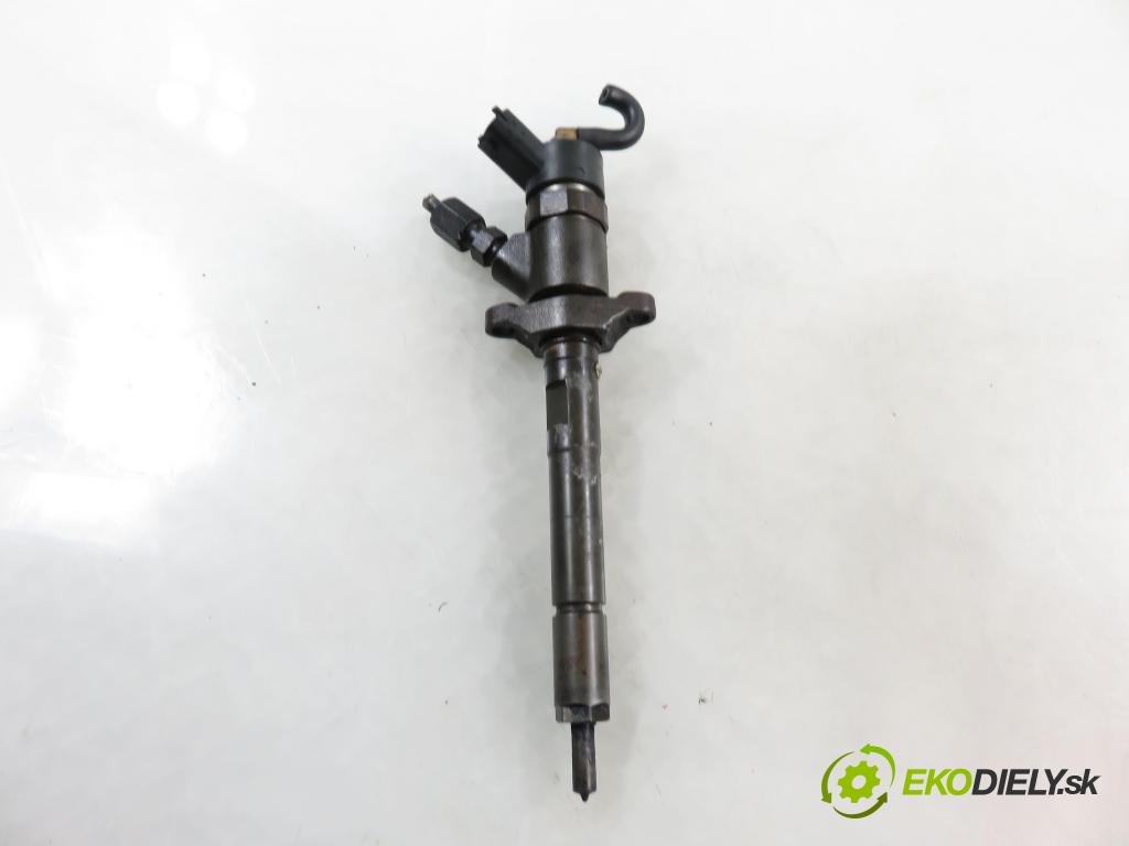 PEUGEOT 307 Break (3E) KOMBI 2004 0,00 1.6 HDi 110 - 9HZ (DV6TED4) 1560,00 vstrekovač 0445110188 (Vstrekovač paliva)