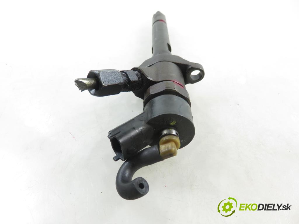 PEUGEOT 307 Break (3E) KOMBI 2004 0,00 1.6 HDi 110 - 9HZ (DV6TED4) 1560,00 vstrekovač 0445110188 (Vstrekovač paliva)