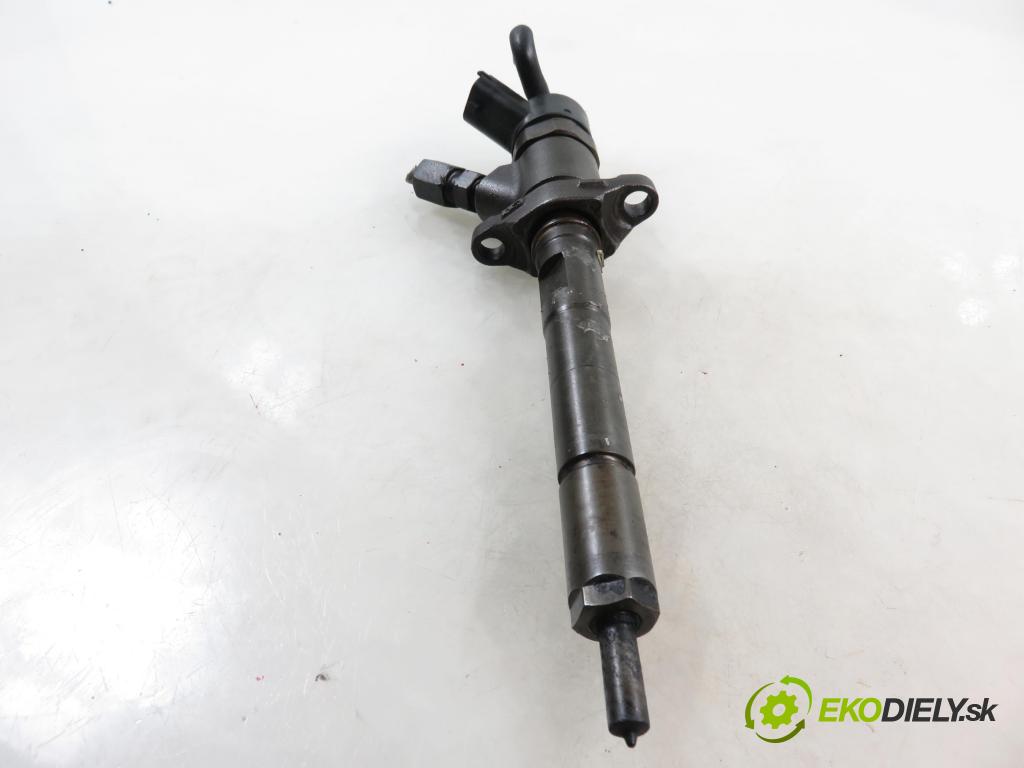 PEUGEOT 307 Break (3E) KOMBI 2004 0,00 1.6 HDi 110 - 9HZ (DV6TED4) 1560,00 vstrekovač 0445110188 (Vstrekovač paliva)