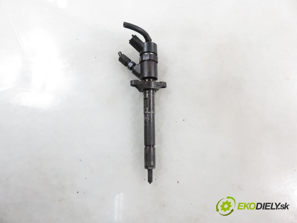 PEUGEOT 307 Break (3E) KOMBI 2004 0,00 1.6 HDi 110 - 9HZ (DV6TED4) 1560,00 vstrekovač 0445110188 (Vstrekovač paliva)