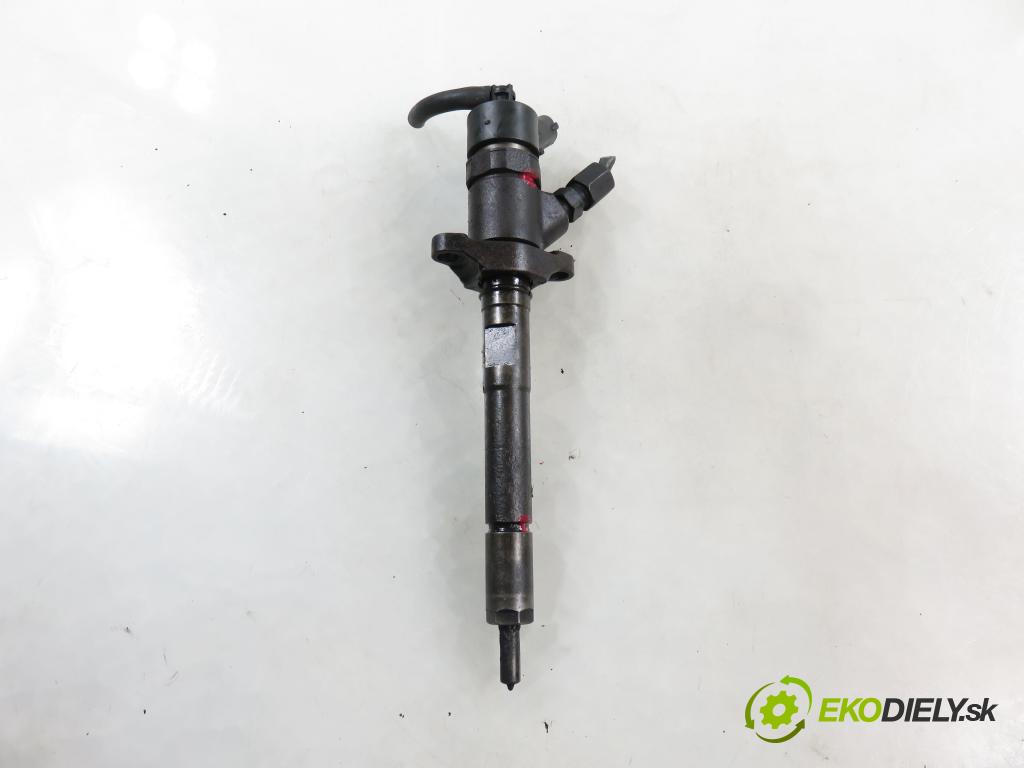 PEUGEOT 307 Break (3E) KOMBI 2004 0,00 1.6 HDi 110 - 9HZ (DV6TED4) 1560,00 vstrekovač 0445110188 (Vstrekovač paliva)