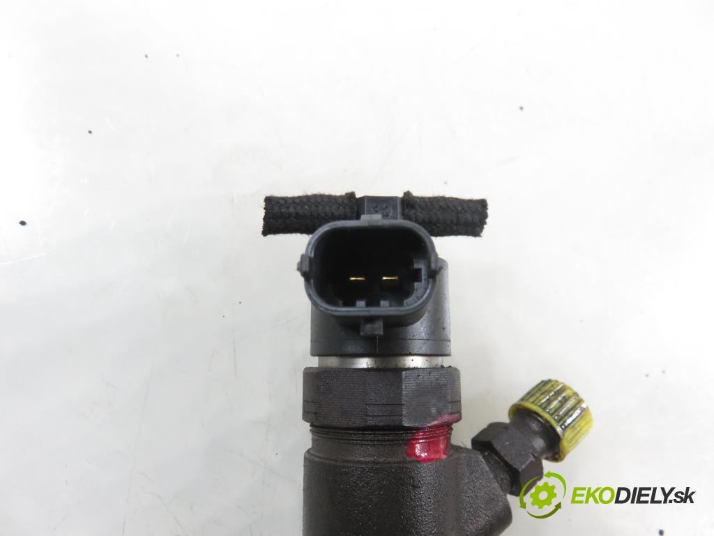 FIAT FIORINO nadwozie zamknięte / kombi (225_) FURGON 2008 55,00 1.3 D Multijet 1248,00 vstrekovač 0445110183 (Vstrekovač paliva)