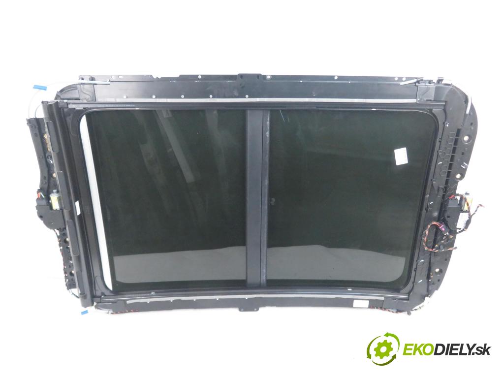 VW TIGUAN (5N_) SUV 2014 130,00 2.0 TDI 4motion - CFGC 1968,00 SKLO: strecha panoramatický 5N0877041H