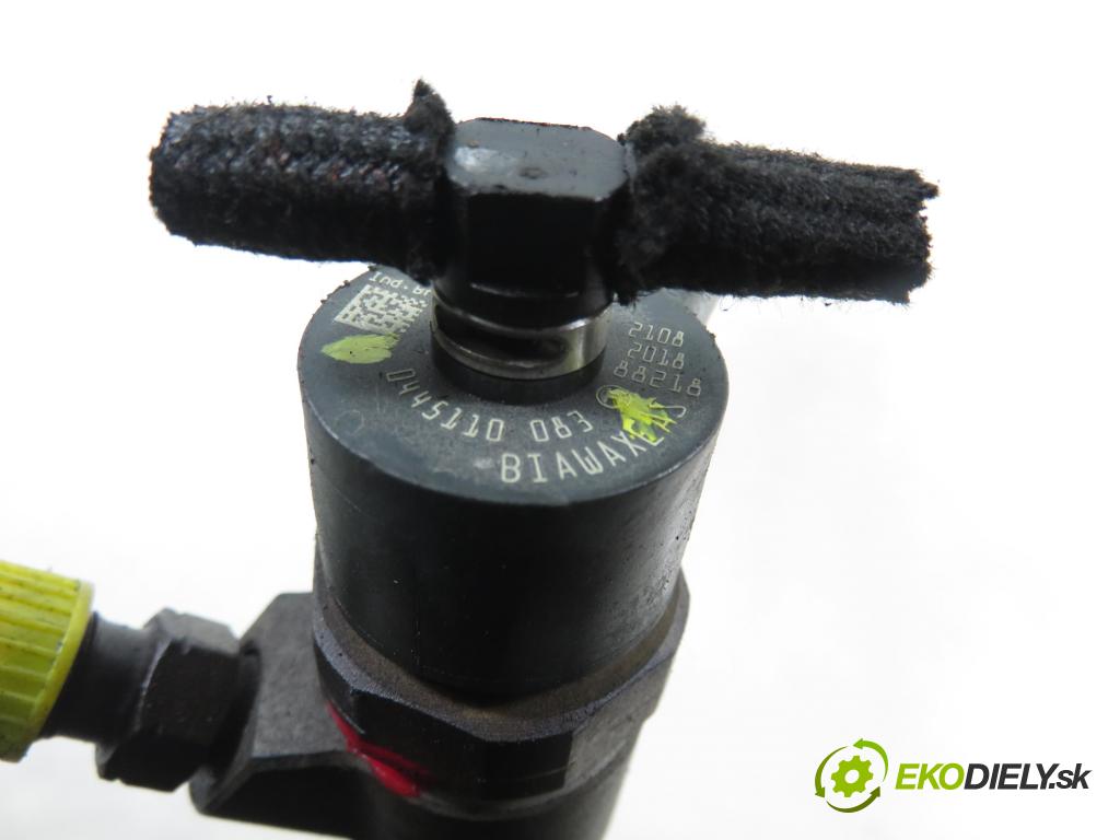 FIAT PANDA (169_) HB 2008 51,00 1.3 D Multijet 4x4 - 188 A8.000 1248,00 vstrekovač 0445110083 (Vstrekovač paliva)