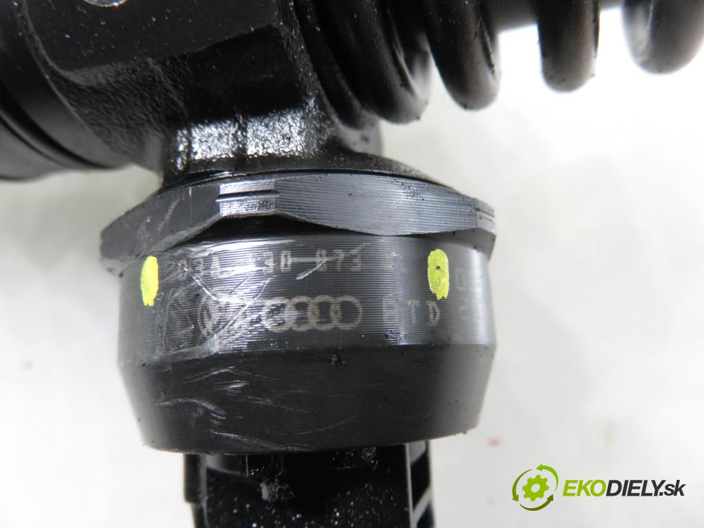 AUDI A2 (8Z0) HB 2002 55,00 1.4 TDI - AMF 1422,00 Vstrekovač 038130073AL (Vstrekovač paliva)