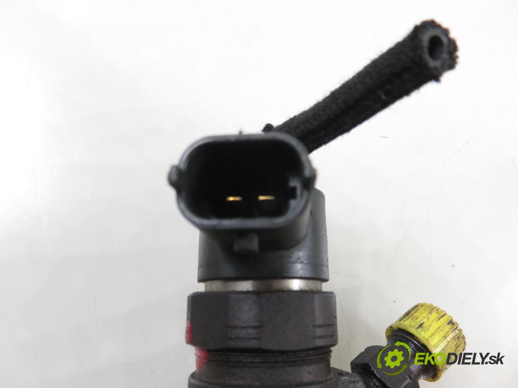 FIAT FIORINO nadwozie zamknięte / kombi (225_) FURGON 2008 55,00 1.3 D Multijet 1248,00 vstrekovač 0445110183 (Vstrekovač paliva)