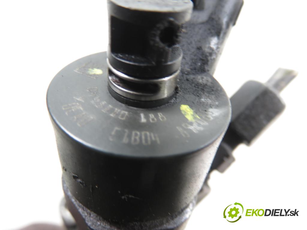 PEUGEOT 307 Break (3E) KOMBI 2004 0,00 1.6 HDi 110 - 9HZ (DV6TED4) 1560,00 vstrekovač 0445110188 (Vstrekovač paliva)