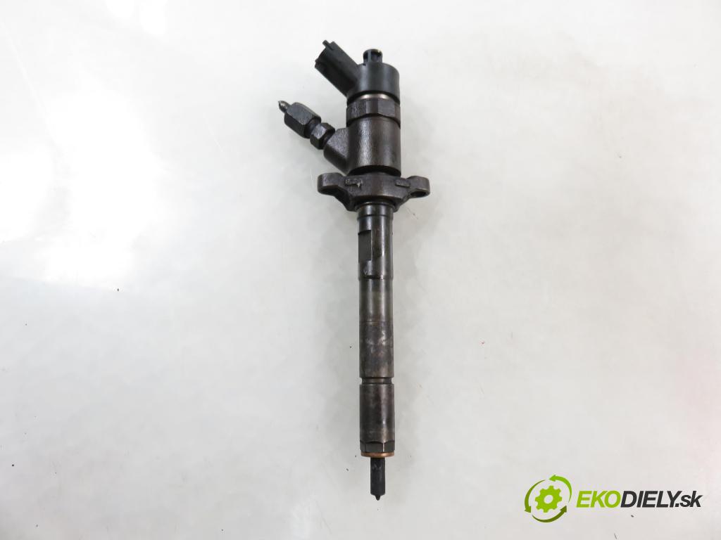 PEUGEOT 307 Break (3E) KOMBI 2004 0,00 1.6 HDi 110 - 9HZ (DV6TED4) 1560,00 vstrekovač 0445110188 (Vstrekovač paliva)