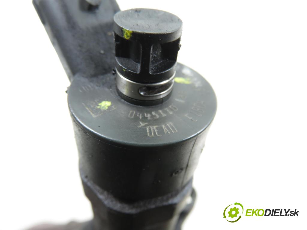 PEUGEOT 307 Break (3E) KOMBI 2004 0,00 1.6 HDi 110 - 9HZ (DV6TED4) 1560,00 vstrekovač 0445110188 (Vstrekovač paliva)