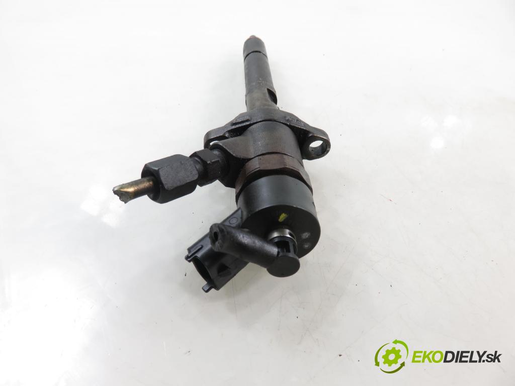 PEUGEOT 307 Break (3E) KOMBI 2004 0,00 1.6 HDi 110 - 9HZ (DV6TED4) 1560,00 vstrekovač 0445110188 (Vstrekovač paliva)