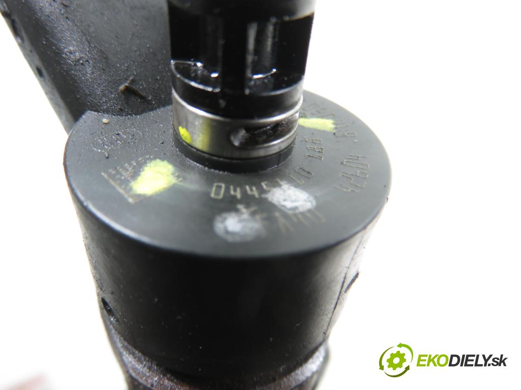 PEUGEOT 307 Break (3E) KOMBI 2004 0,00 1.6 HDi 110 - 9HZ (DV6TED4) 1560,00 vstrekovač 0445110188 (Vstrekovač paliva)