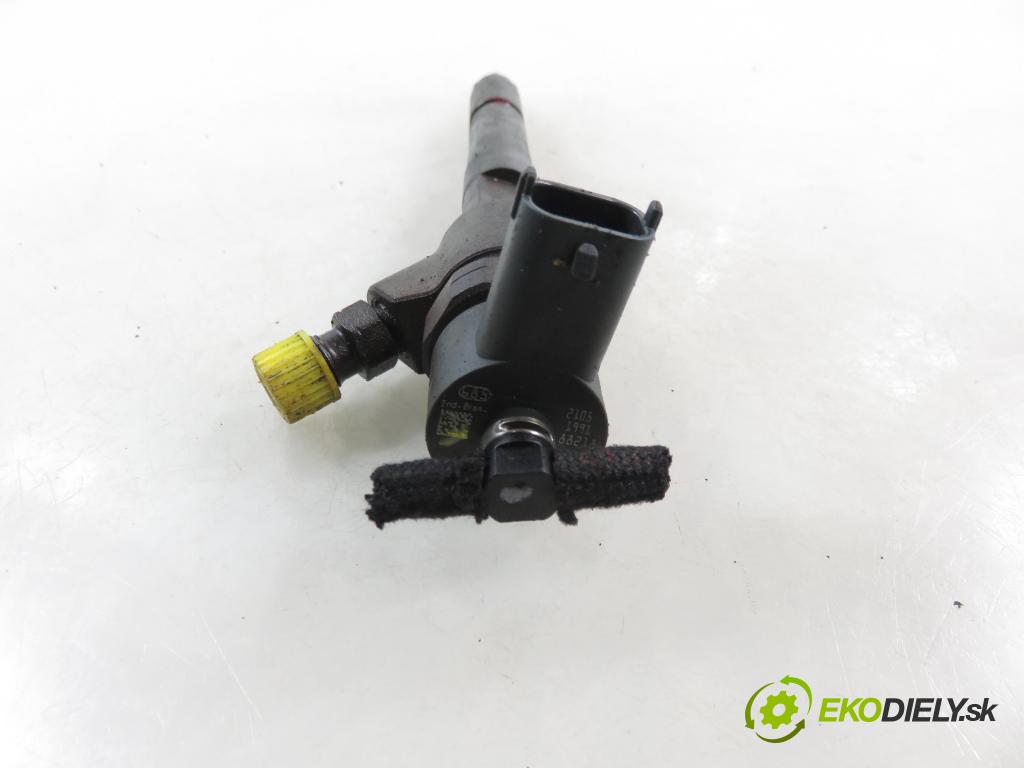 FIAT PANDA (169_) HB 2008 51,00 1.3 D Multijet 4x4 - 188 A8.000 1248,00 vstrekovač 0445110083 (Vstrekovač paliva)