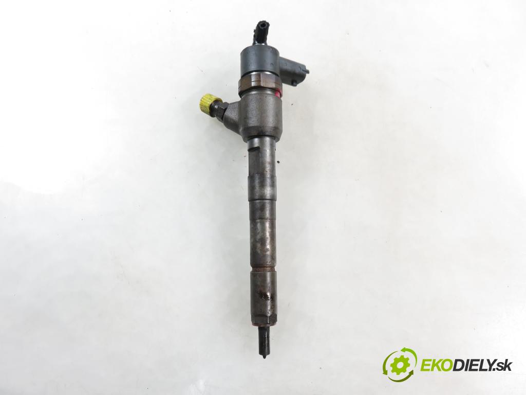 FIAT PANDA (169_) HB 2008 51,00 1.3 D Multijet 4x4 - 188 A8.000 1248,00 vstrekovač 0445110083 (Vstrekovač paliva)