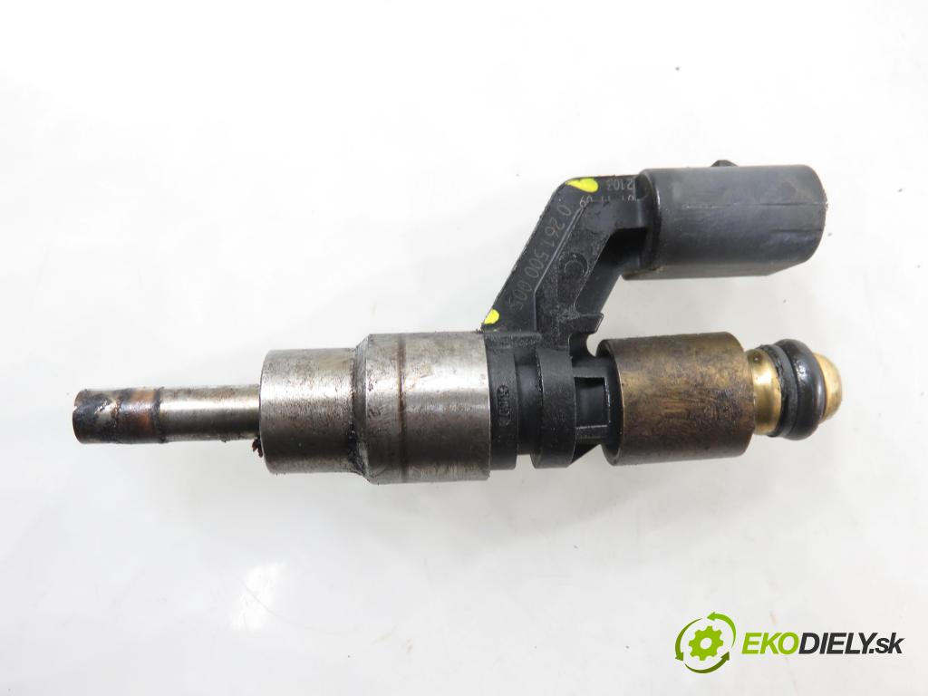 VW GOLF IV (1J1) HB 2002 81,00 1.6 FSI - BAD 1598,00 vstrekovač 036906036 ; 0261500005 (Vstrekovač paliva)