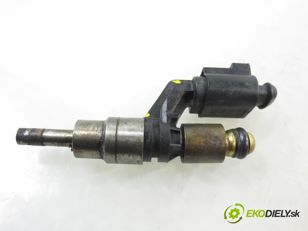 VW GOLF IV (1J1) HB 2002 81,00 1.6 FSI - BAD 1598,00 vstrekovač 036906036 ; 0261500005 (Vstrekovač paliva)